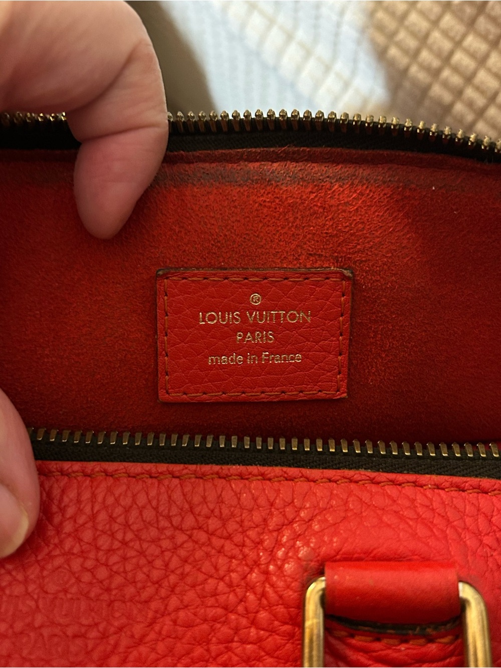 Louis Vuitton Retiro Handbag - Picture 7 of 11